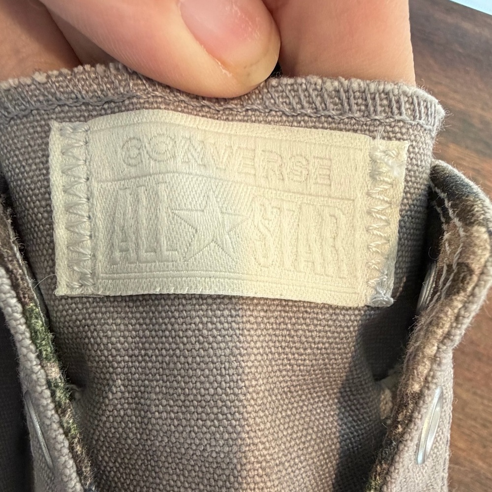 Converse Gray Slip-On Sneakers- Size 7 - Picture 6 of 8